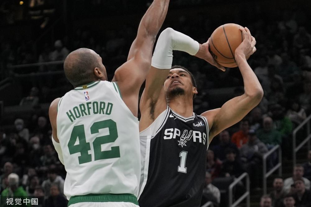 在张雨霏冲 在张雨霏冲