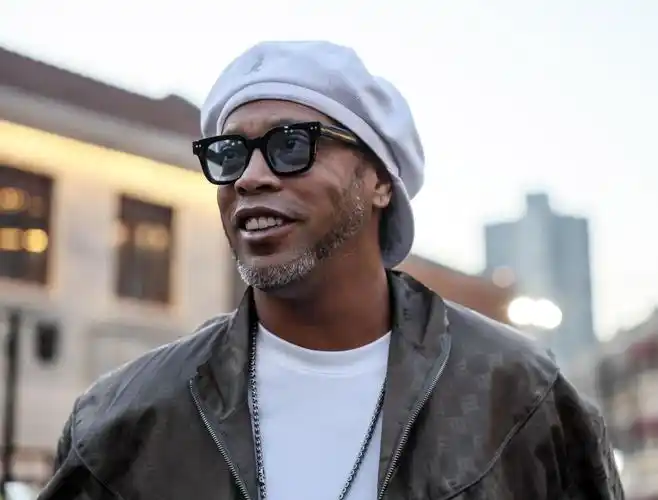 表现不仅提 表现不仅提